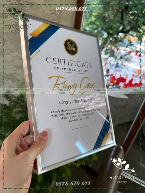 KHUNG A4 KIM LOẠI BẠC, VIỀN VUÔNG SIÊU MỎNG