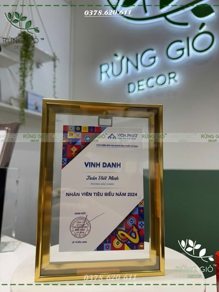 MẪU MỚI - KHUNG TRONG SUỐT VIỀN KIM LOẠI MỎNG